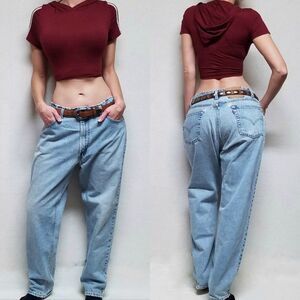 VINTAGE 1996 Levi's 550 Relaxed Fit Tapered Leg Distressed Stone Wash Mom Jeans